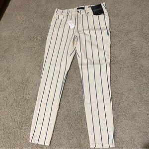 Banana Republic Striped Mid Rise Skinny Jeans. Cropped. Size 27. NWT.